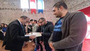 Birbirine tutunan hikâyeler: Ardıç Projesi kitaplaştı