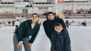 Çocuklar Renkli Harfler ile öğreniyor