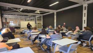 İzmirli yurttaşlar, rahim ağzı kanserine karşı bilinçleniyor