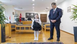 Başkanlık makamında gurur veren buluşma