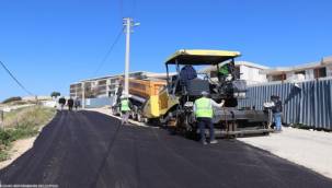 Çeşme'nin yolları yaza hazırlanıyor