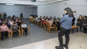 İzmir'de çocuklar iklim için ayakta