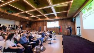 Siyasi Komite'ye yeniden seçildi