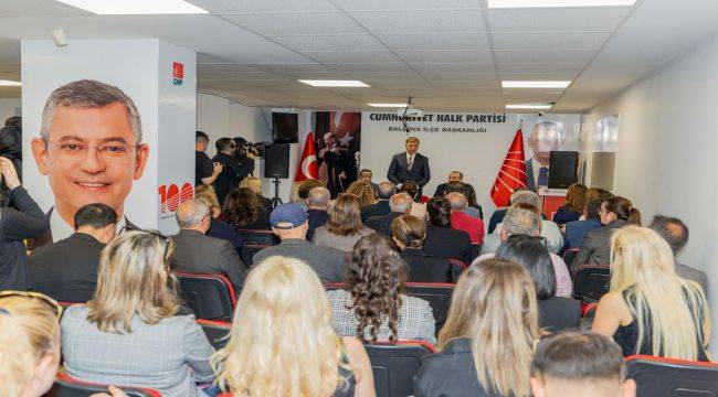 Başkan Tugay teşekkür turuna Balçova'da devam etti