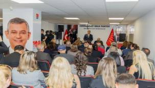 Başkan Tugay teşekkür turuna Balçova'da devam etti