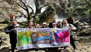 Efes Mimas Yolu'nda bahar yürüyüşü 