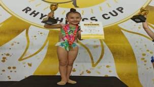 Kendi küçük, yeteneği büyük