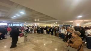 İzmir’de Sanatın ve Vefanın Buluşması: “Esintiler II” Sergisi Görkemli Bir Törenle Açıldı
