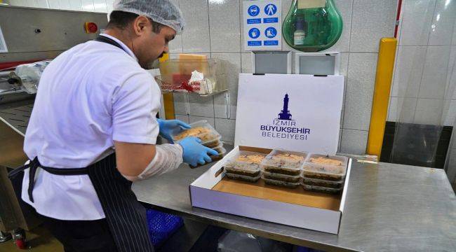 İzmir'de "sosyal kalkan" devrede