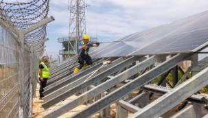 İzmir'in kritik haberleşme altyapısına güneş enerjili güvence