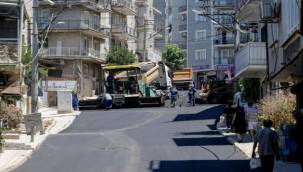 İzmir'in yollarında yoğun çalışma