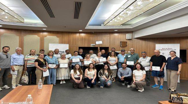 Yurttaşlar karar veriyor, İzmir'in geleceği şekilleniyor