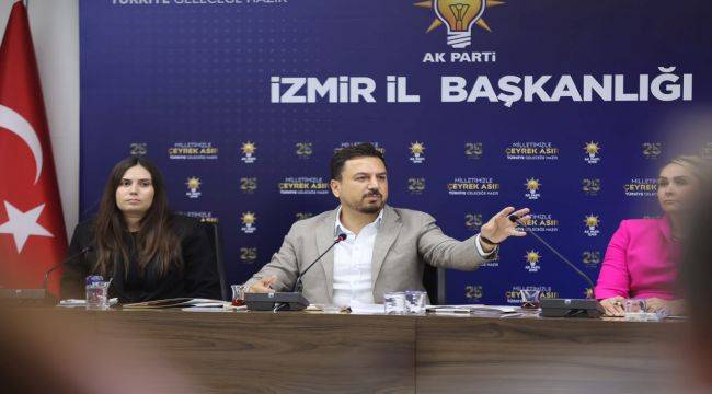 AK Parti İzmir'den 30 İlçe Tanıtım ve Medya Başkanları toplantısı!