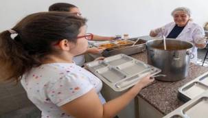 Büyükşehir'den özel gereksinimli öğrencilere sıcak destek