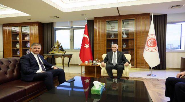 Başkan Tugay'dan Ticaret Bakanı Bolat'a ziyaret