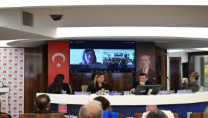 İzmir'in sosyal belediyecilik modeli Türkiye'ye örnek oldu