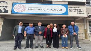 Karabağlar'da çocuklara Cumhuriyet Bayramı hediyesi: Müzik!